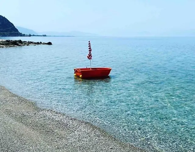 Krathis Apartments Μεγαλο